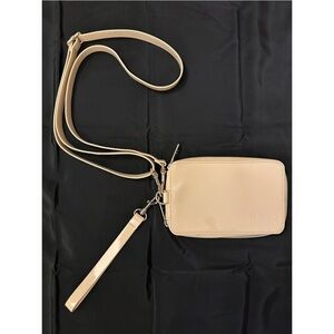 BÉIS The (OG) Travel Wallet in Beige Patent — Discontinued from 2019!